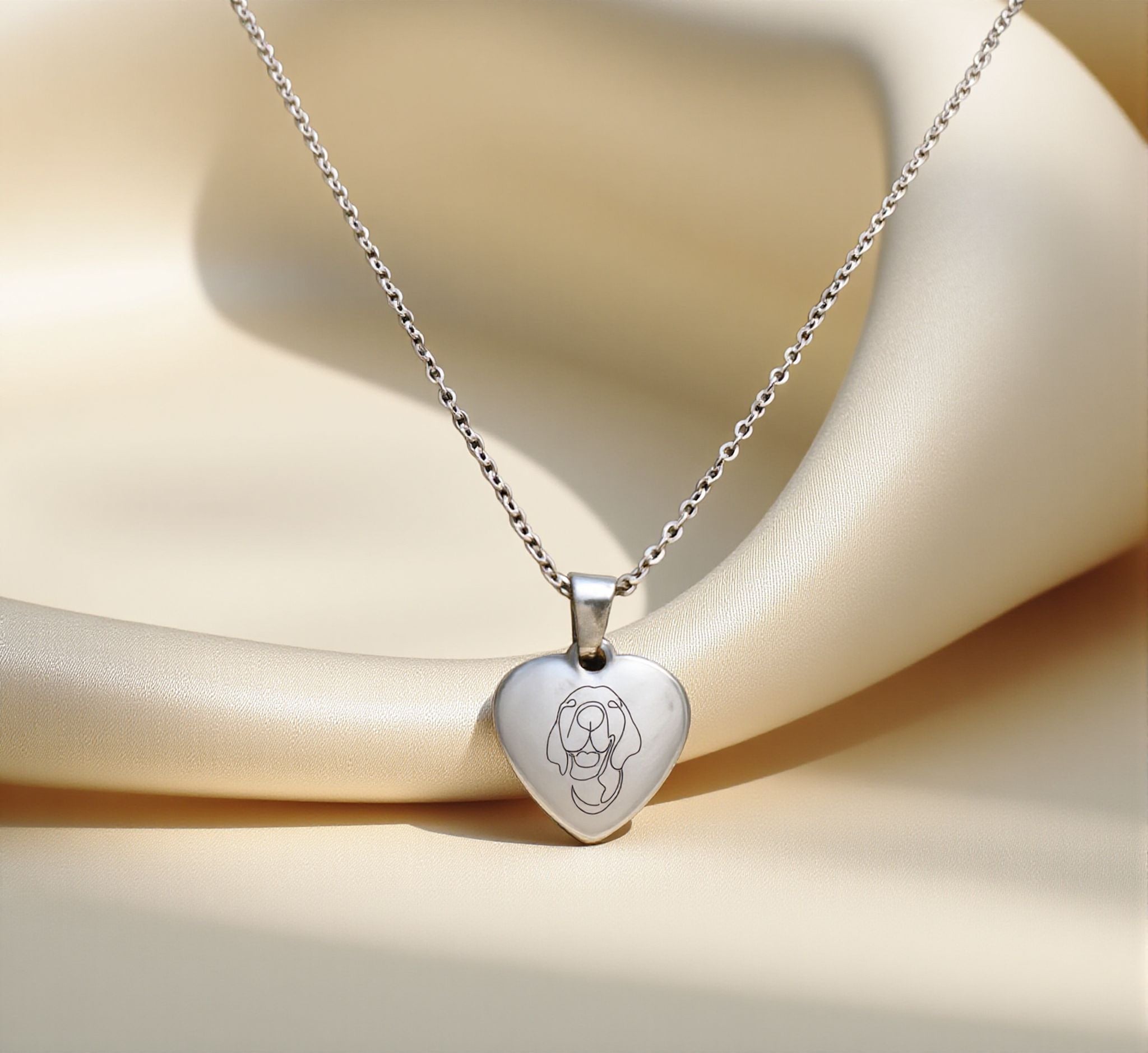 Ogrlica Srce Sa Likom Tvog Ljubimca